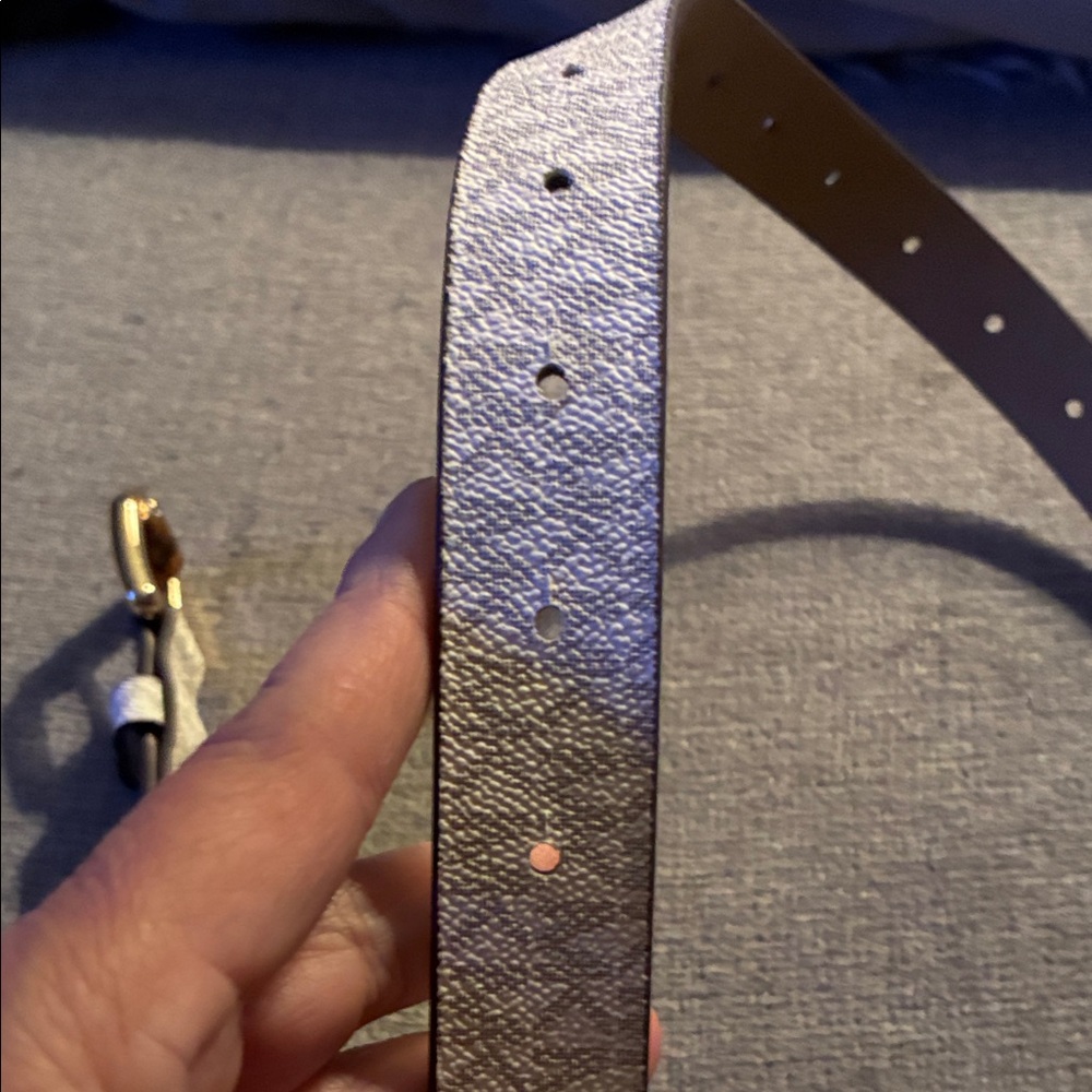Michael Kors Beige Patterned Belt with Gold Buckle - Picture 4 of 4